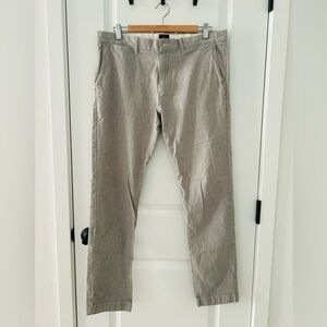 Male J crew stretch chino pant (W34 L32)